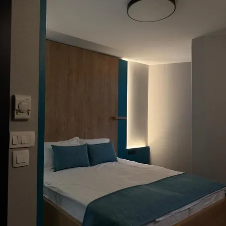 Mantova 4* Vrhnika