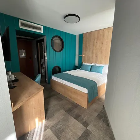 Mantova 4*