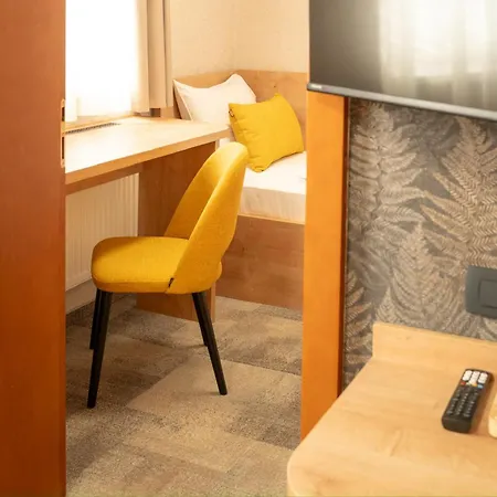 Mantova Otel Vrhnika