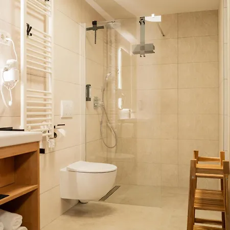 Mantova 4*